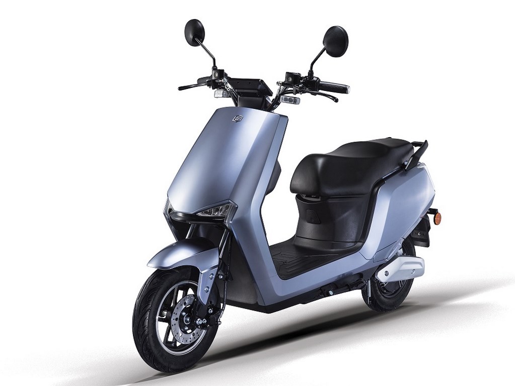 BGauss Electric Scooters Front