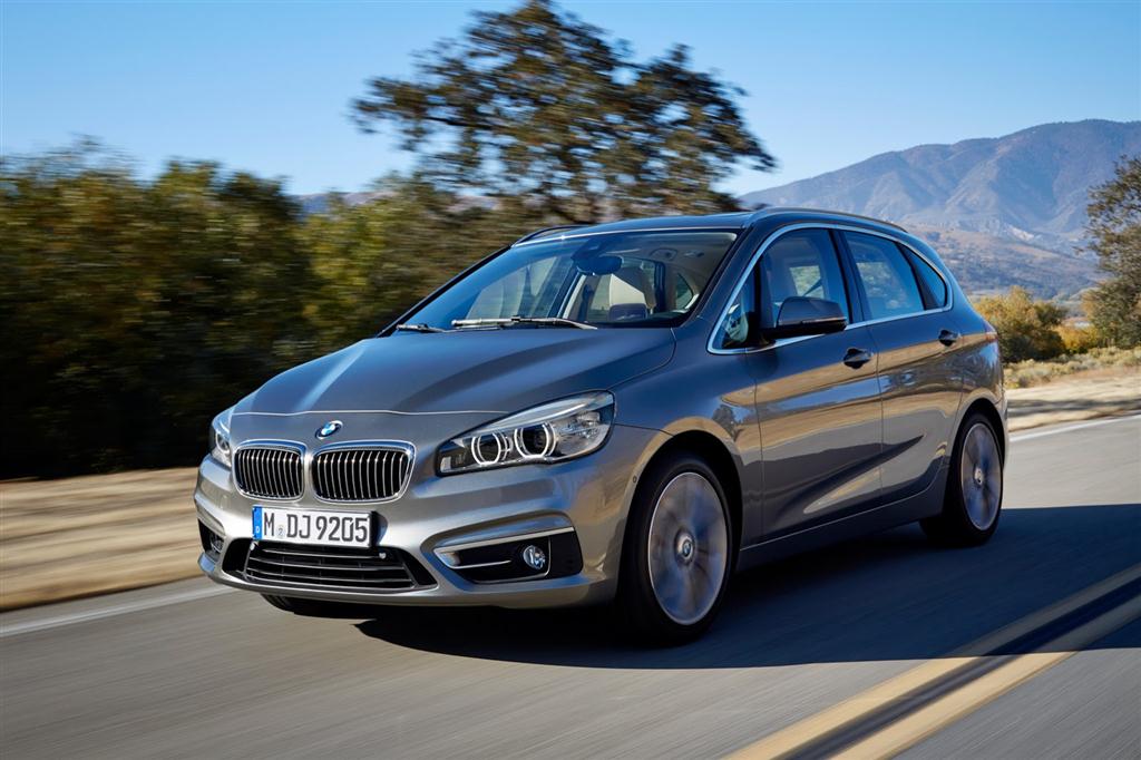 BMW 2-Series Active Tourer Wallpaper