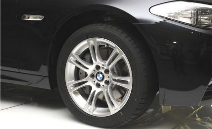 BMW 530d M Sport alloys