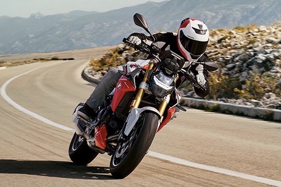 BMW F 900 R