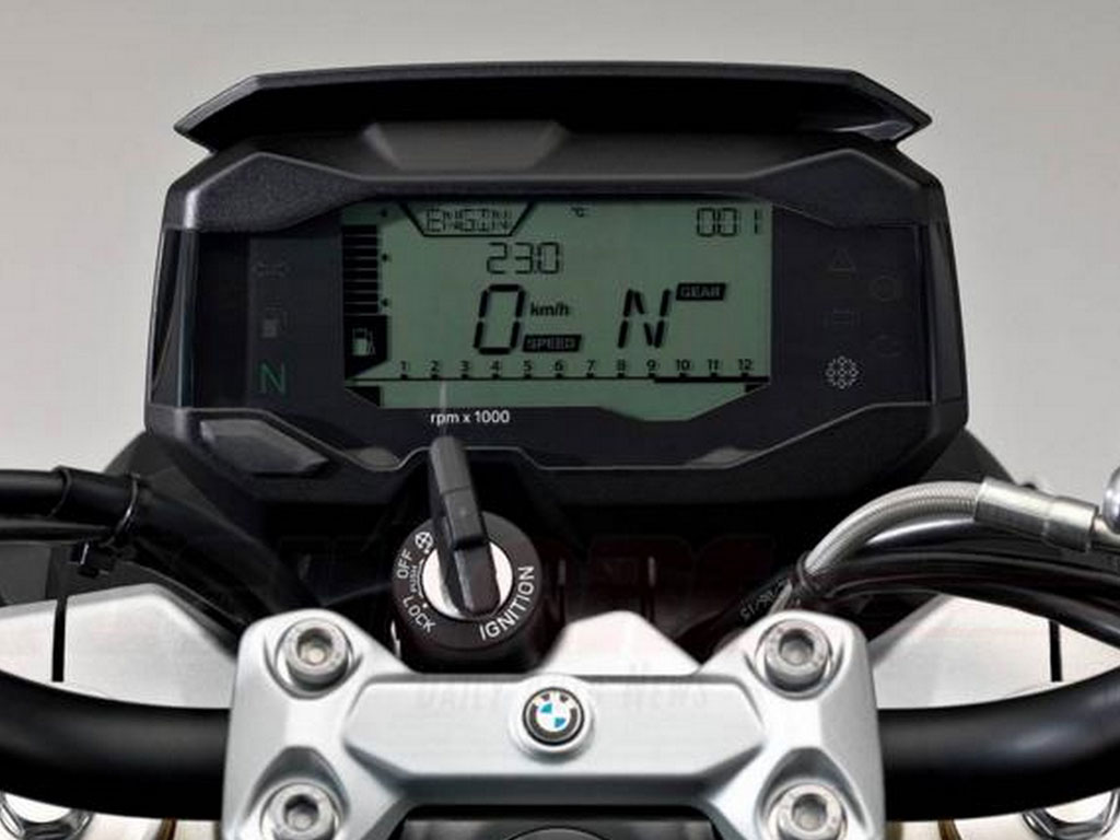 BMW G310R Mileage