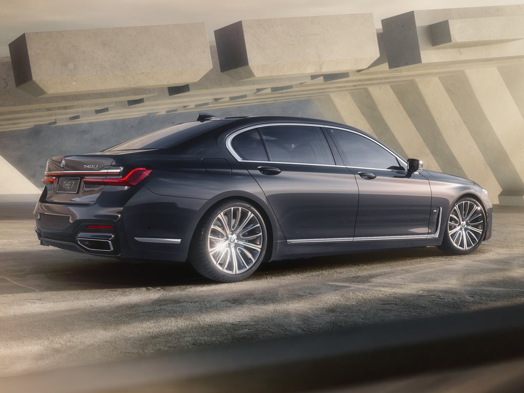 BMW Individual 740Li M Sport Rear