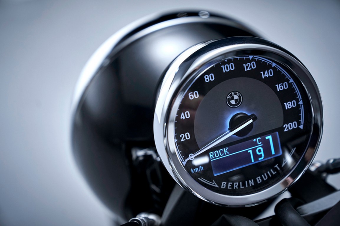 BMW R18 Speedometer