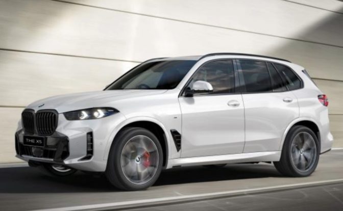 BMW X5 M Sport Pro front