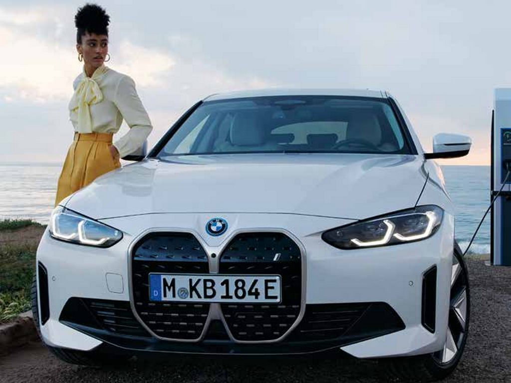 BMW i4 Price Front