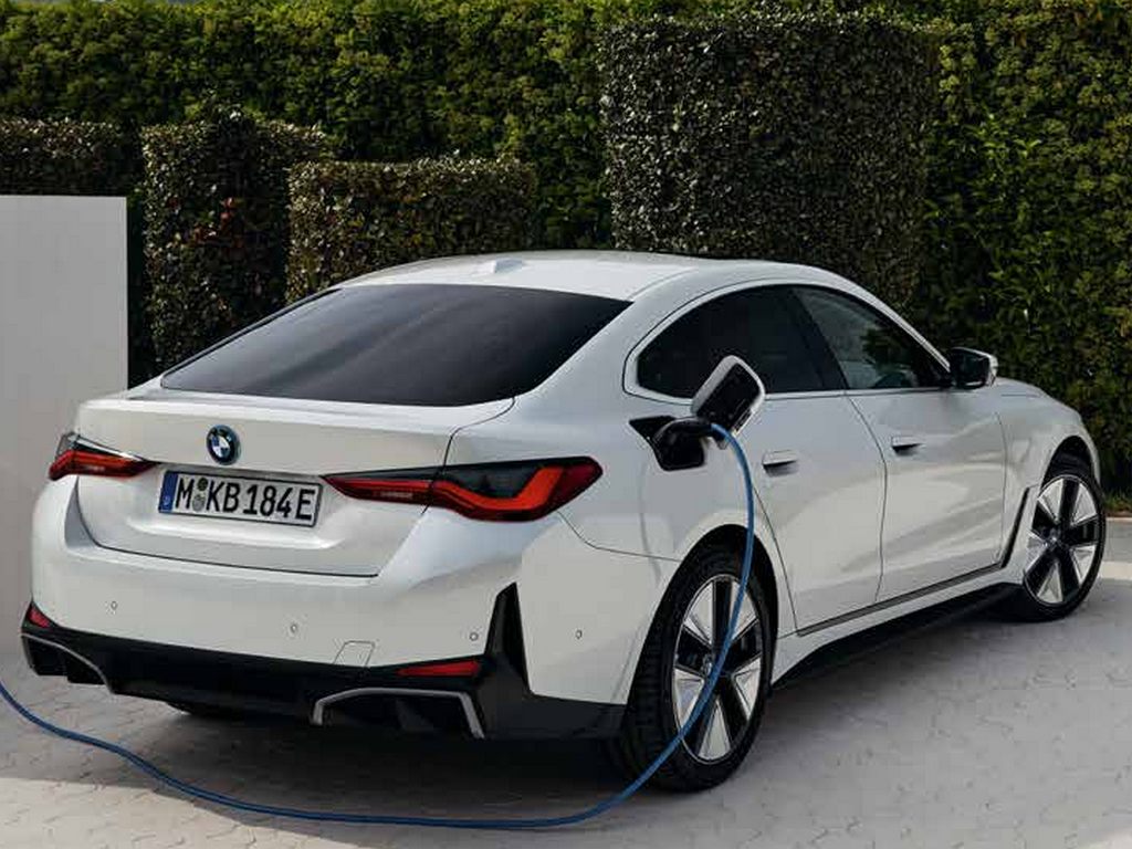 BMW i4 Price Rear