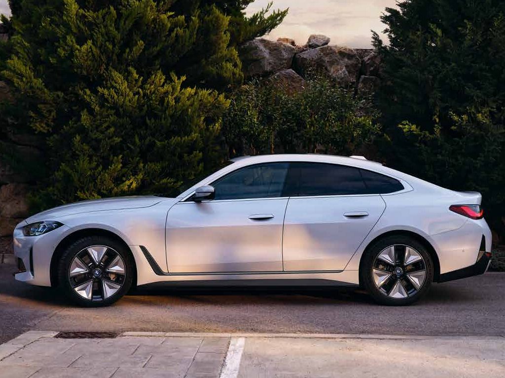 BMW i4 Price Side