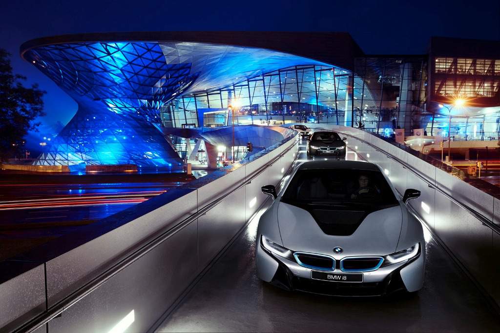 BMW i8 First Deliveries