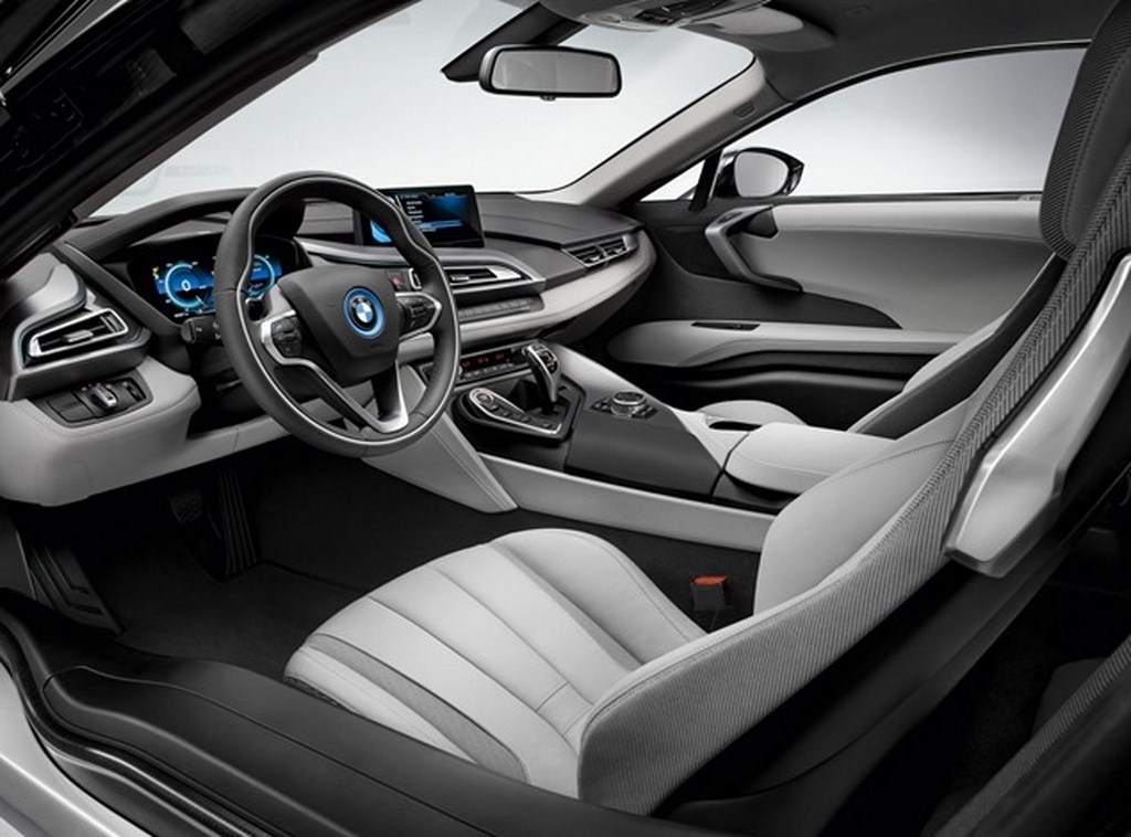 BMW i8 Production Version Leaked Interiors