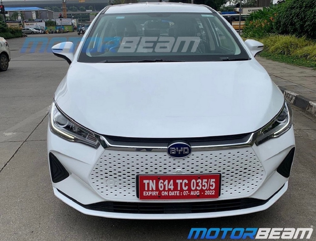 BYD e6 Spotted