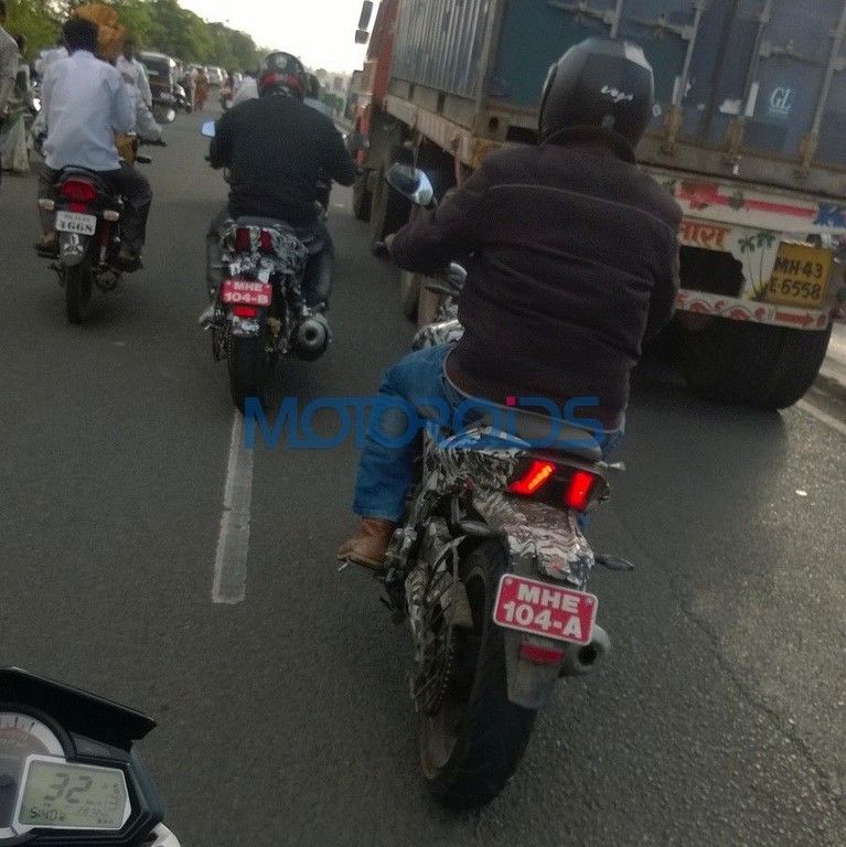 Bajaj CS400 Spied Once More
