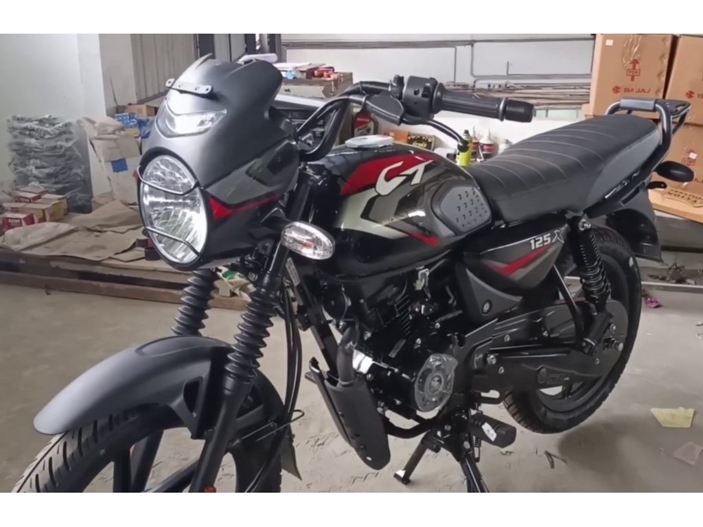 Bajaj CT125X Red Left Front