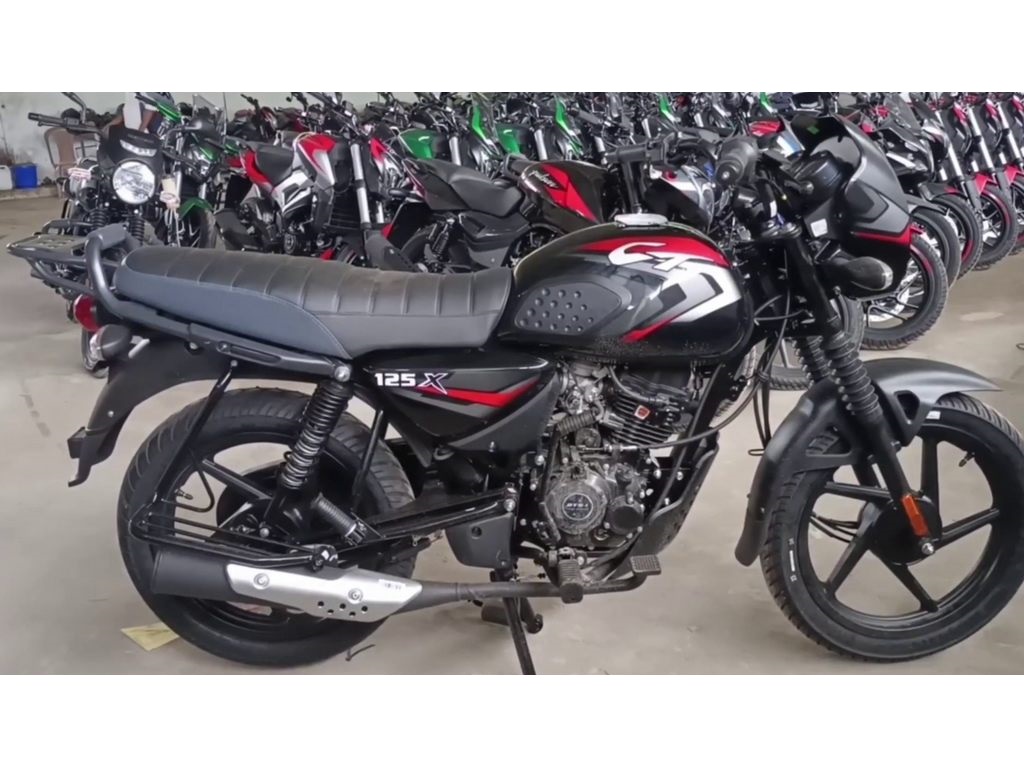 Bajaj CT125X Right Side