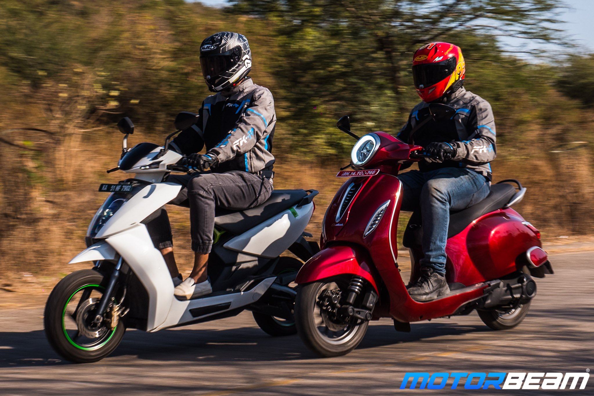 Bajaj Chetak vs Ather 450 - Shootout