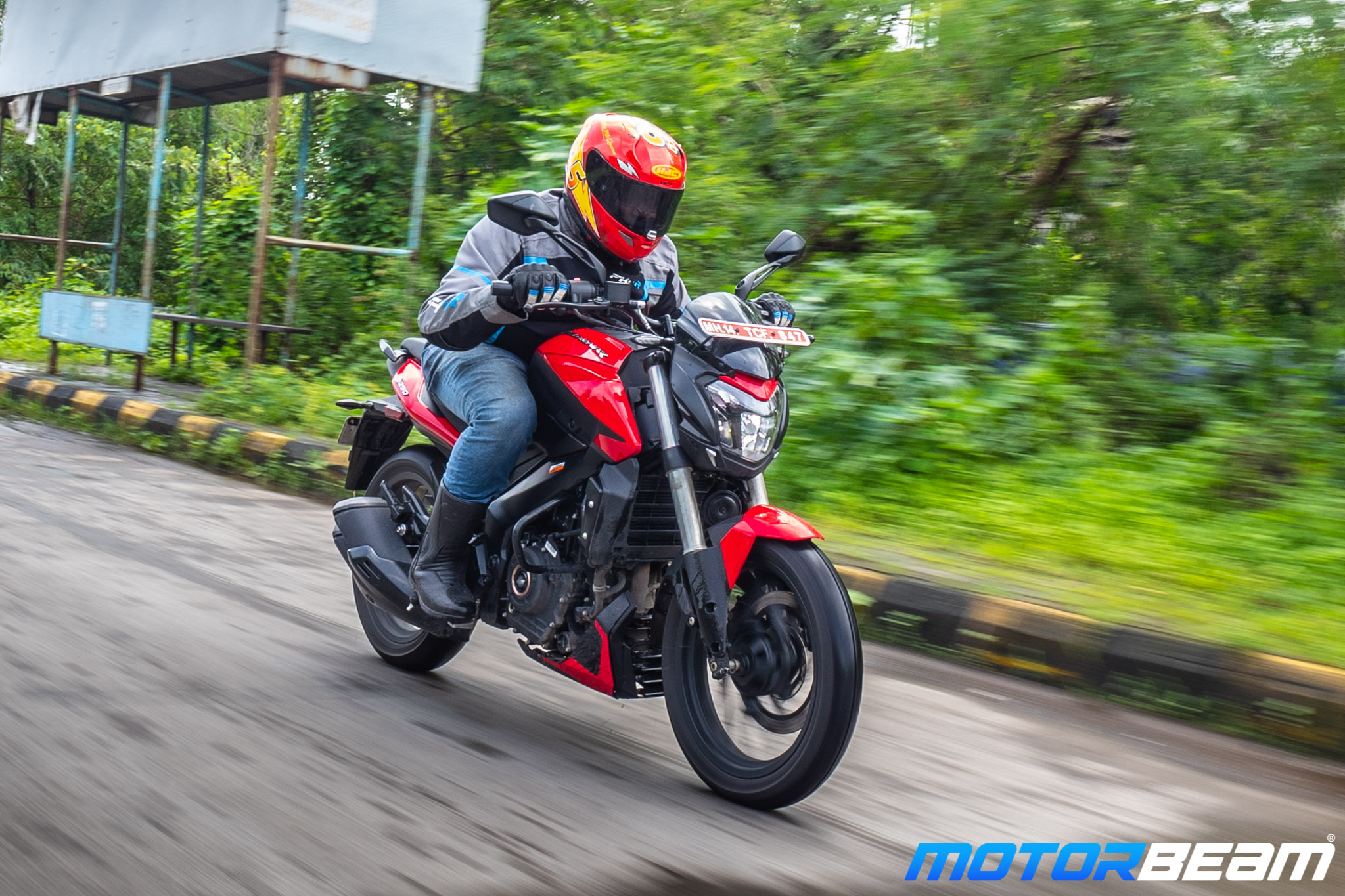 Bajaj Dominar 250 Review Performance