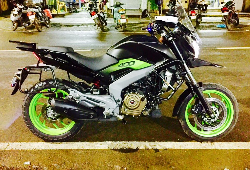 Bajaj Dominar 400 Adventure Neon Wheels