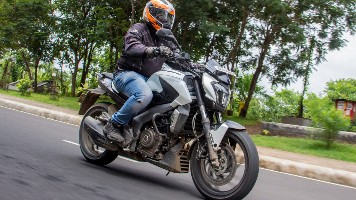 bajaj dominar 250 maintenance cost