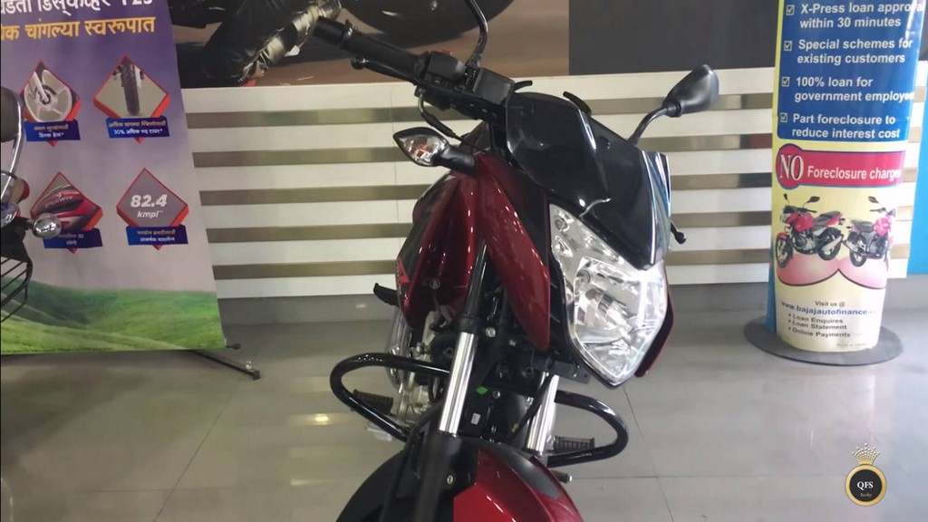 Bajaj Pulsar 135 LS Cocktail Wine Red Front