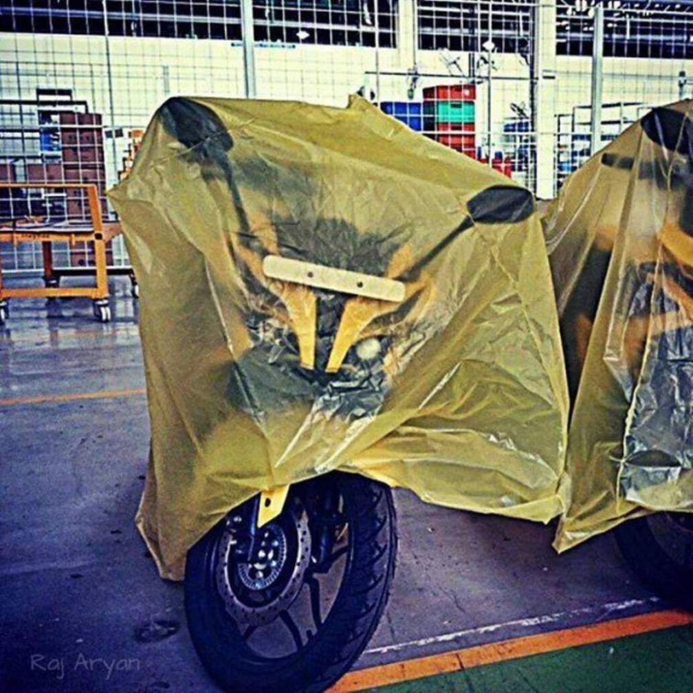 Bajaj Pulsar 200 SS ABS Spy Shot