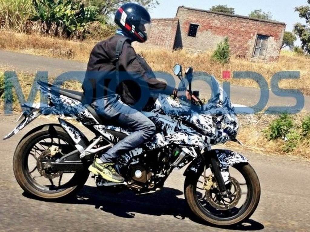 Bajaj Pulsar 200AS Spied
