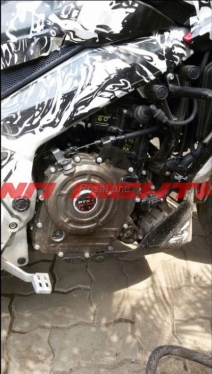 Bajaj Pulsar CS400 Spied Engine
