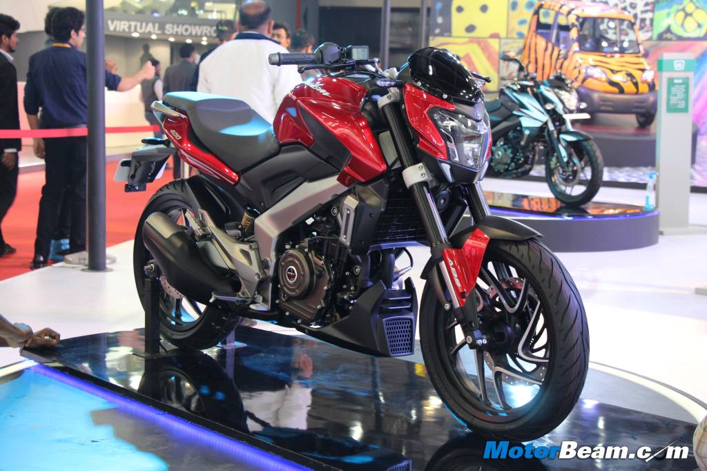 Bajaj Pulsar CS400