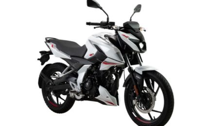 Bajaj Pulsar N150 White