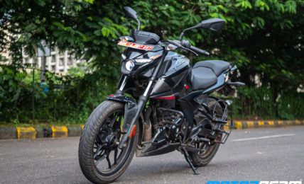 Bajaj Pulsar N160 Review 12