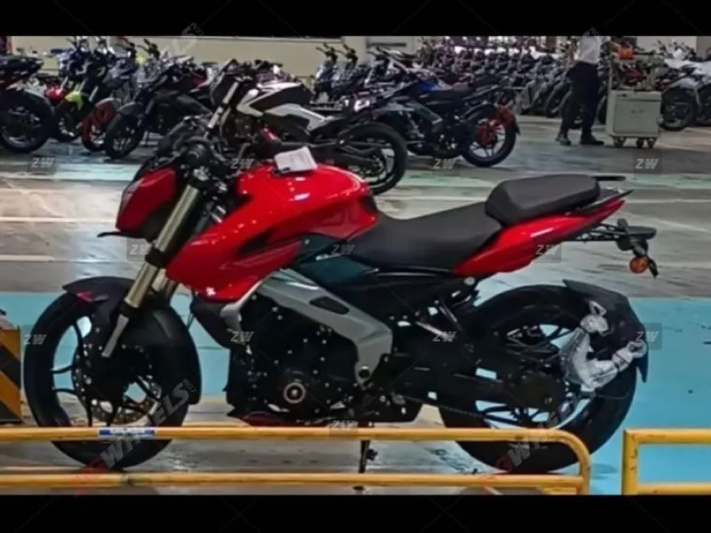 Bajaj Pulsar NS400 Spotted