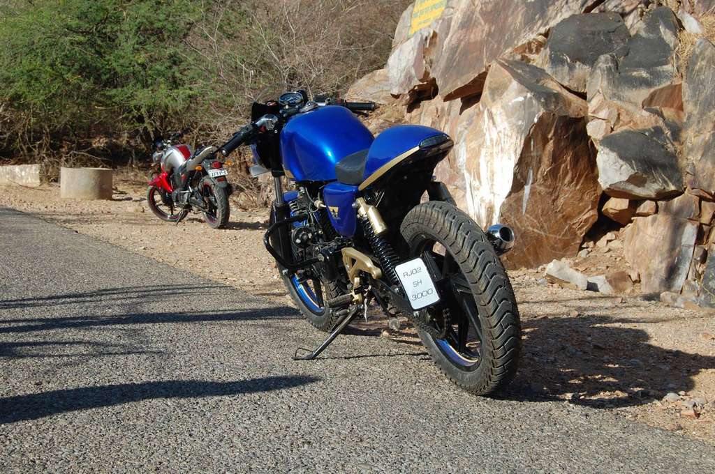 Bajaj Pulsar P200GT rear quarter