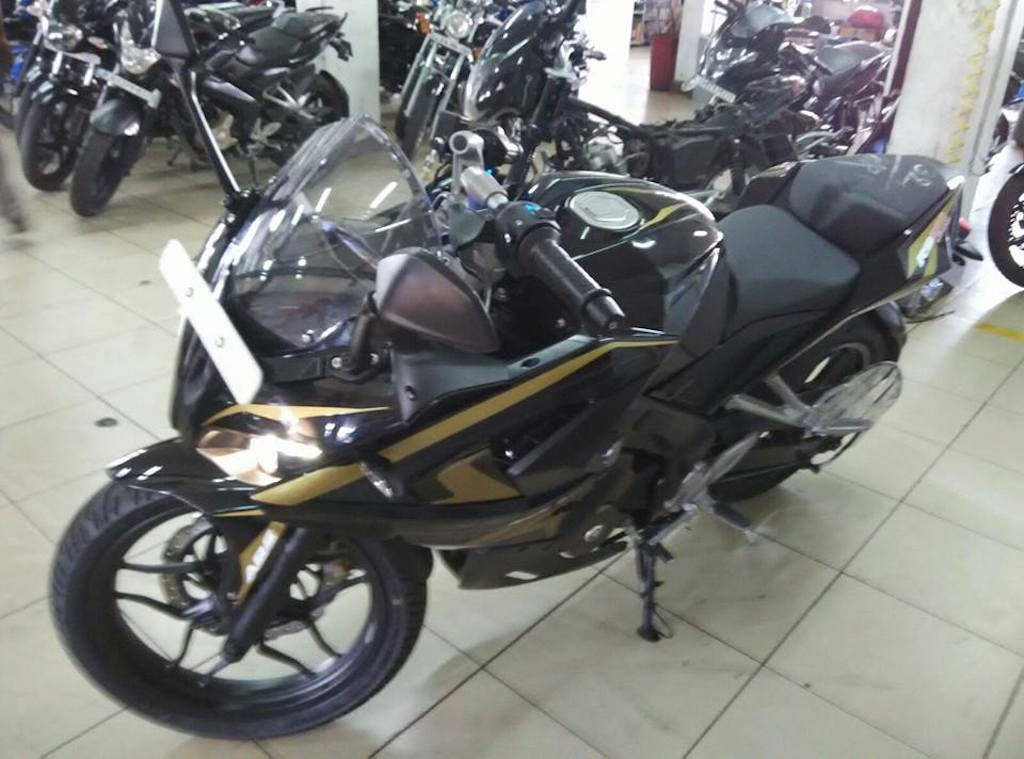 Bajaj Pulsar RS 200 Black Golden Colour