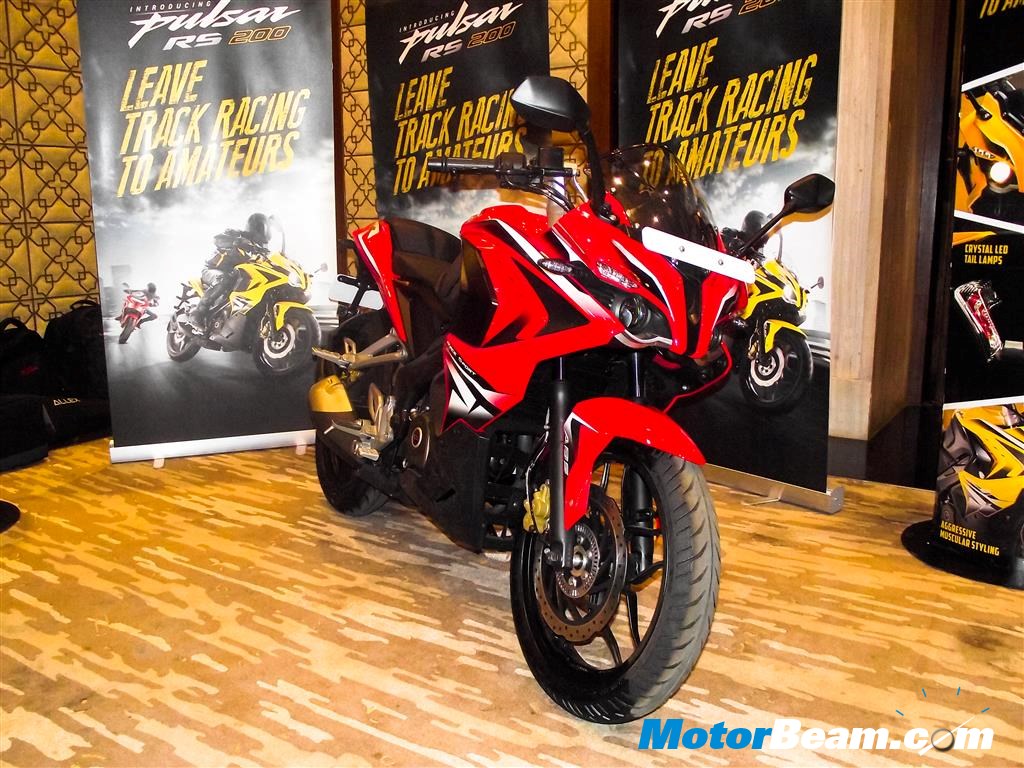 Bajaj Pulsar RS 200 Launch Front
