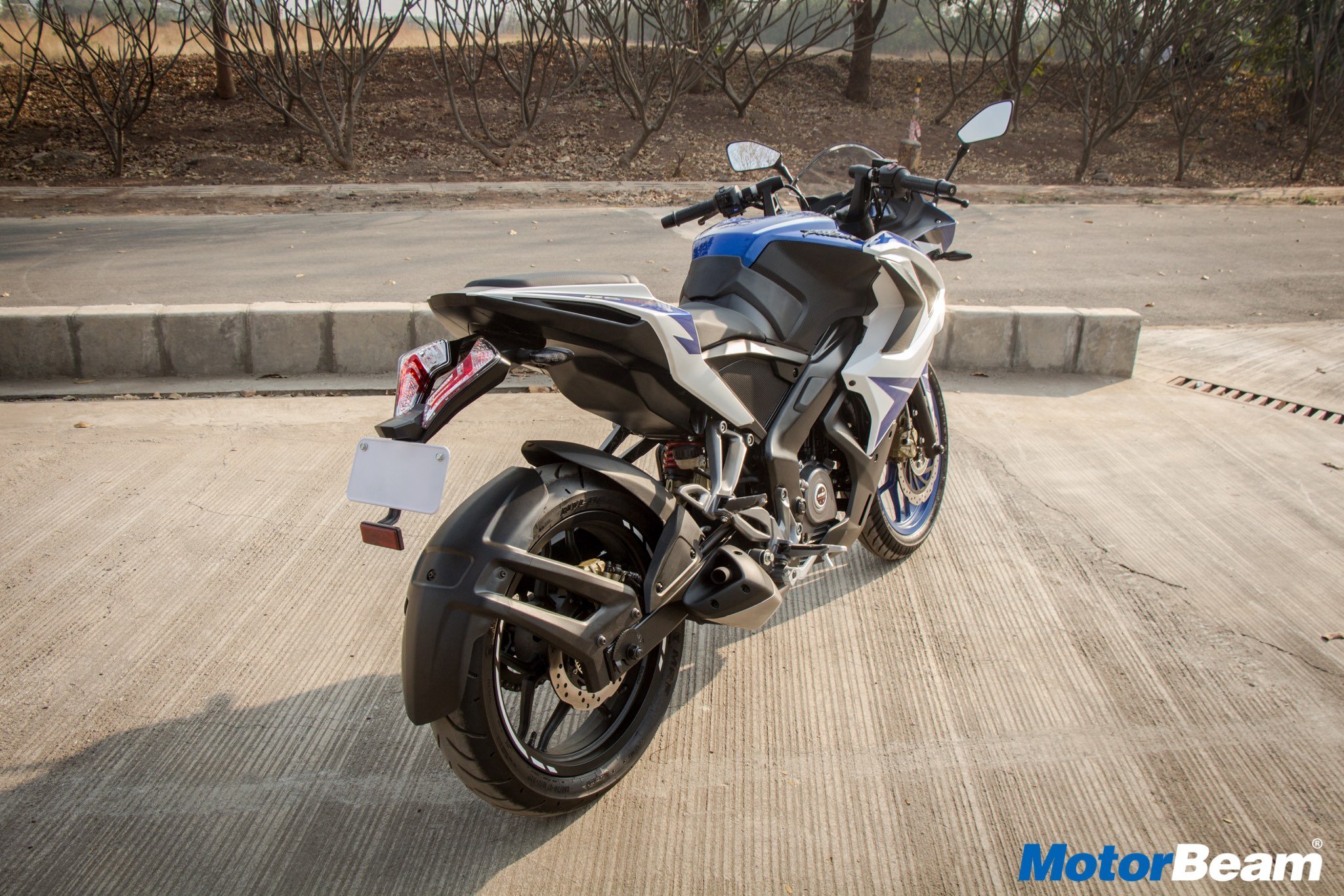 Bajaj Pulsar RS 200 Price