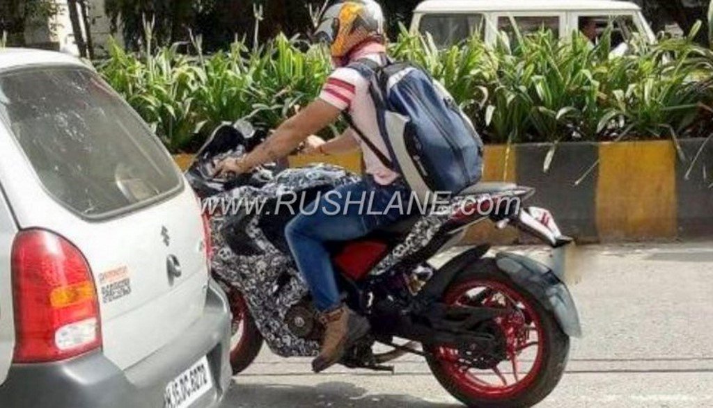 Bajaj Pulsar RS 200 Spotted