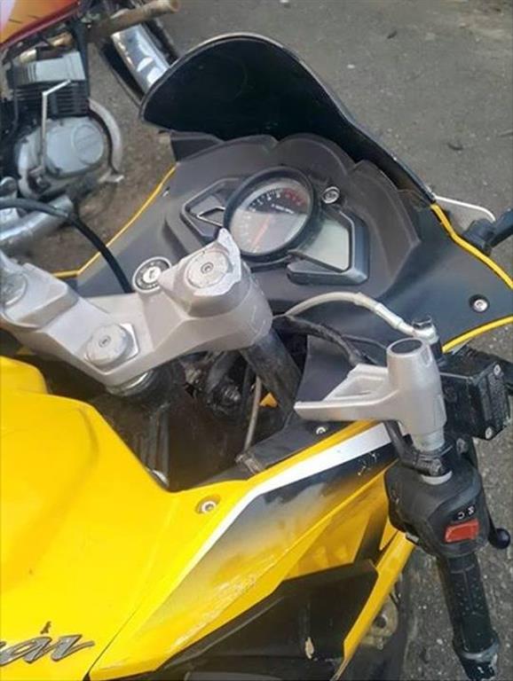 Bajaj Pulsar RS200 Handlebar Break