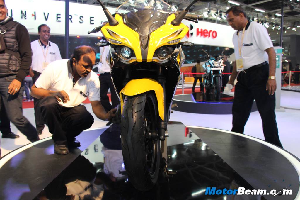 Bajaj Unveils Pulsar Cs400 Pulsar Ss 400
