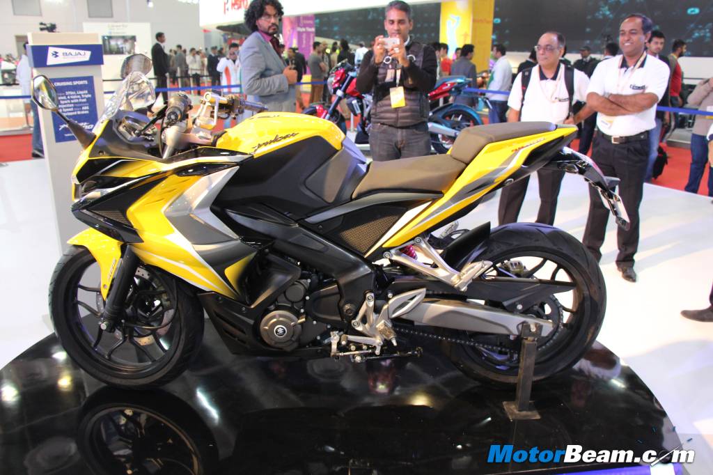 Bajaj Unveils Pulsar Cs400 Pulsar Ss 400