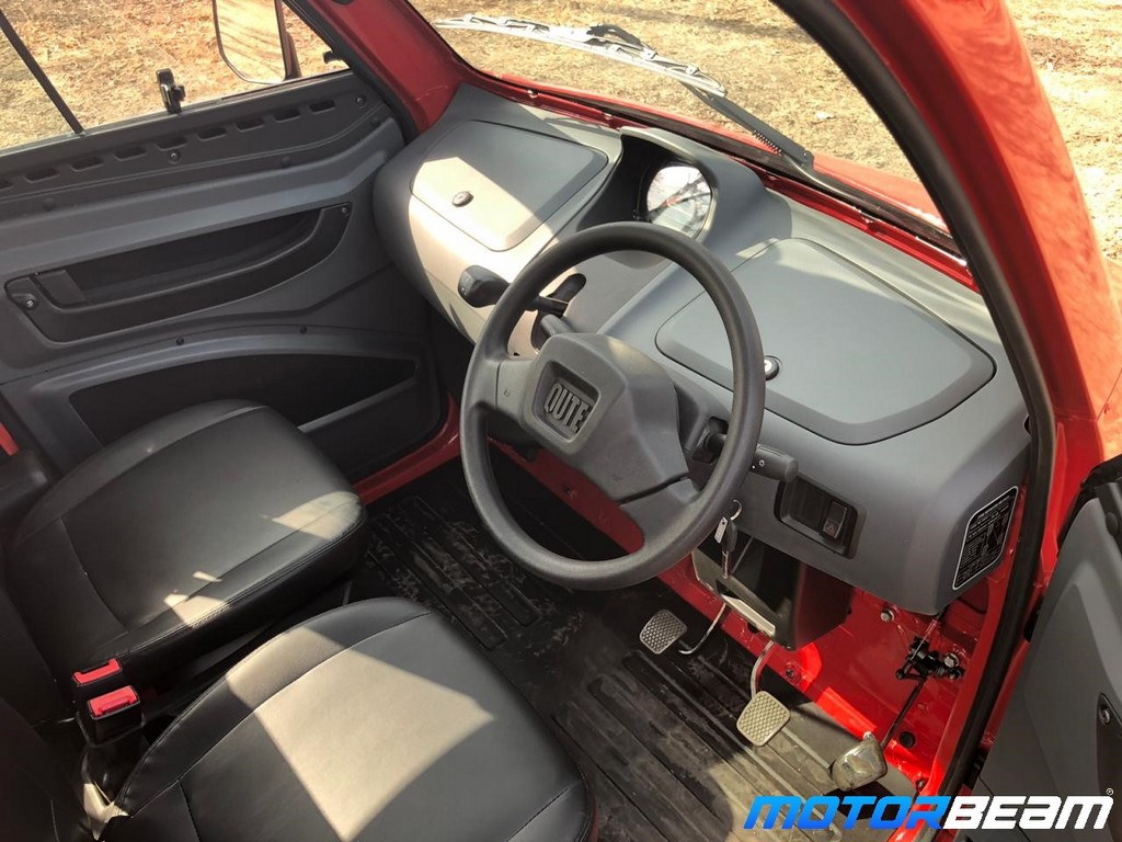 Bajaj Qute Dashboard