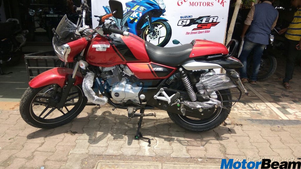 Bajaj V15 New Colour Side