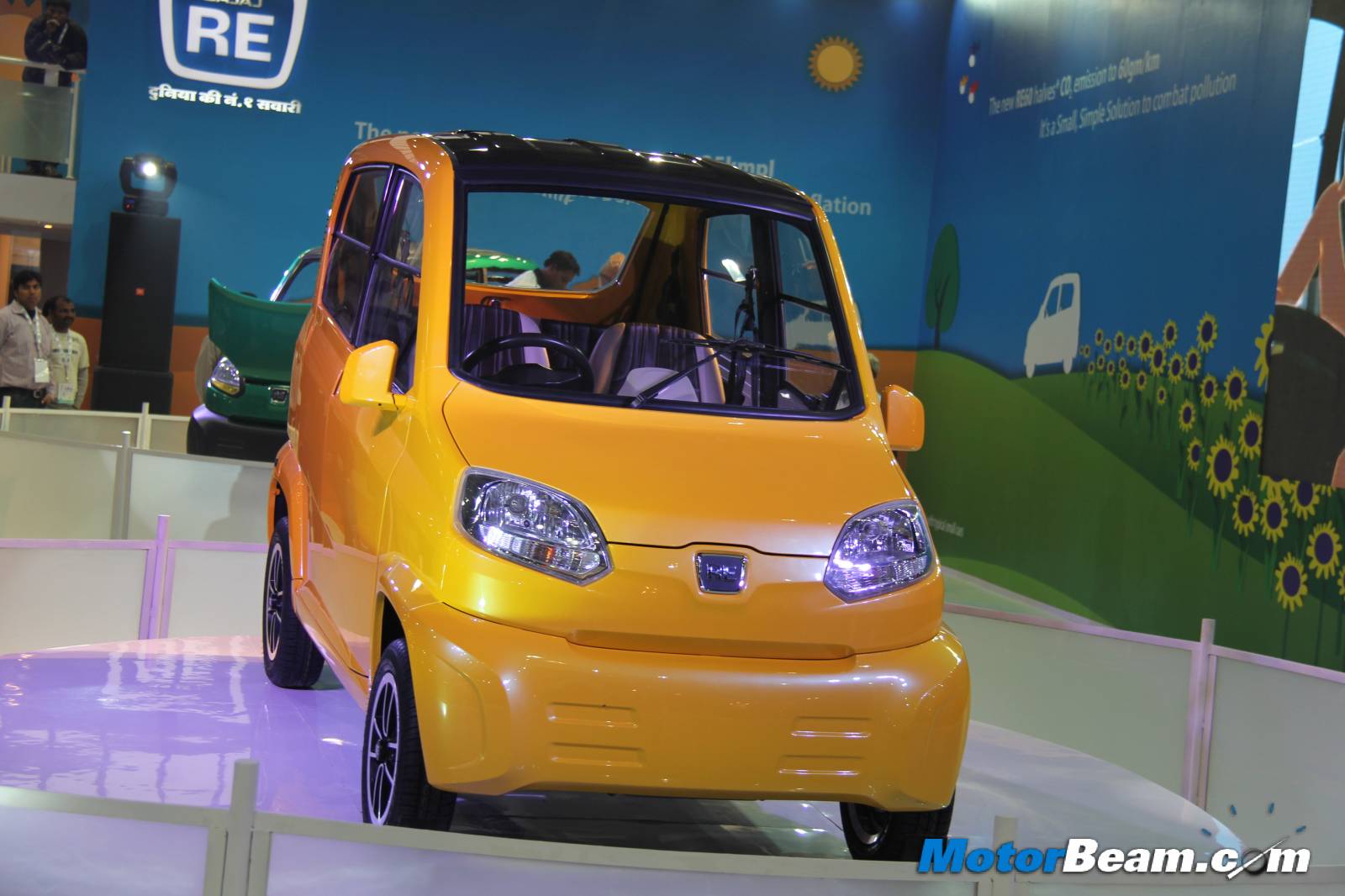 Bajaj RE60 2012