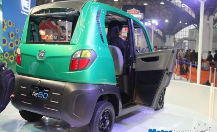 Bajaj RE60 Door Open