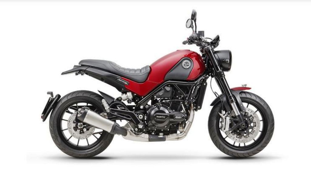 Benelii Leoncino 500 Standard Variant Launched in India.