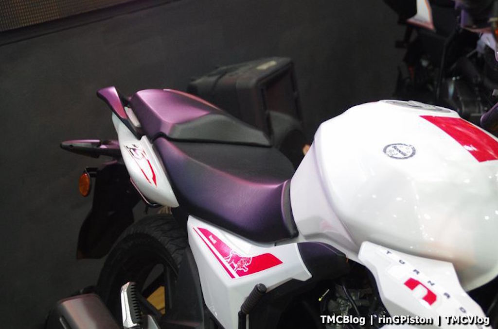 Benelli TNT 15 Split Seats