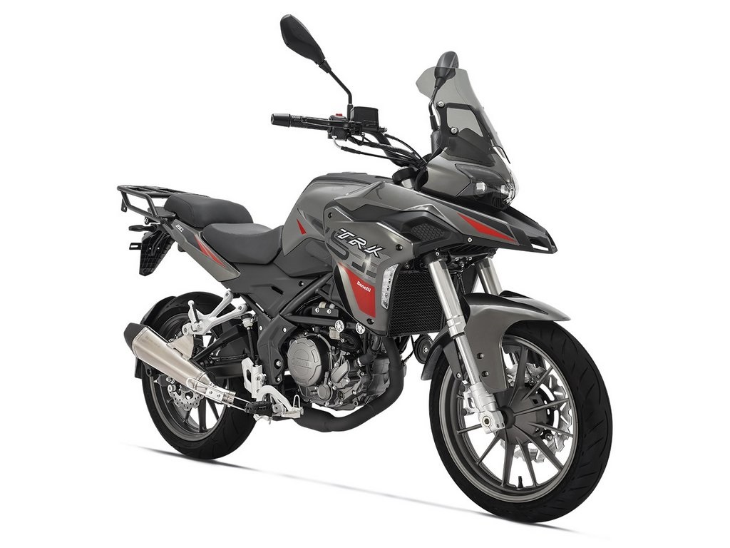 Benelli TRK 251 Price