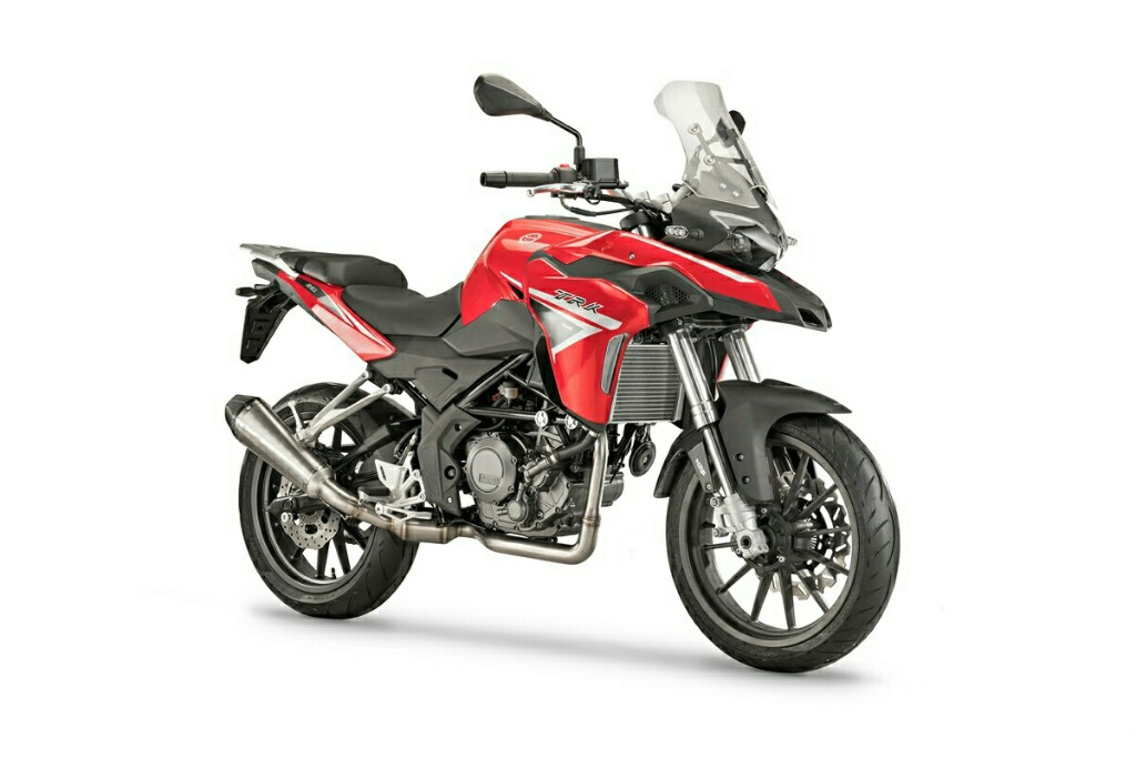 Benelli TRK 251 Unveiled