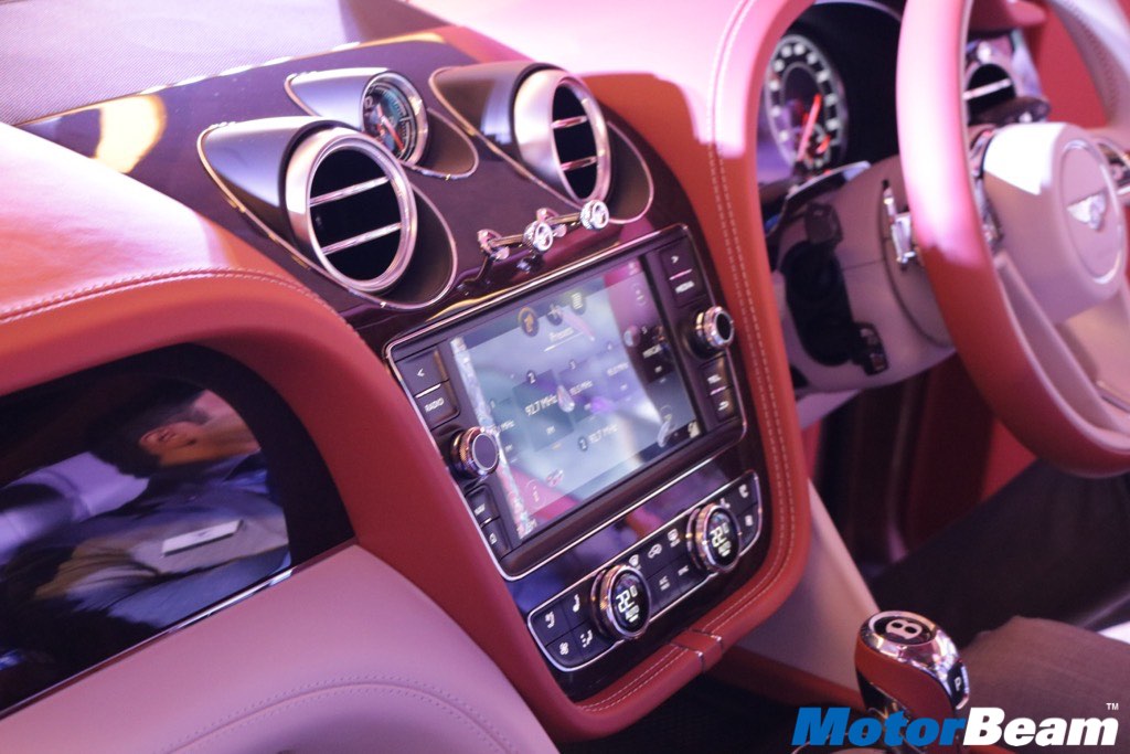 Bentley Bentayga Dashboard