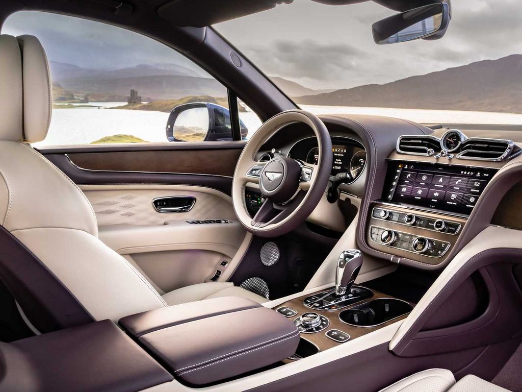 Bentley Bentayga Extended Wheelbase Interior