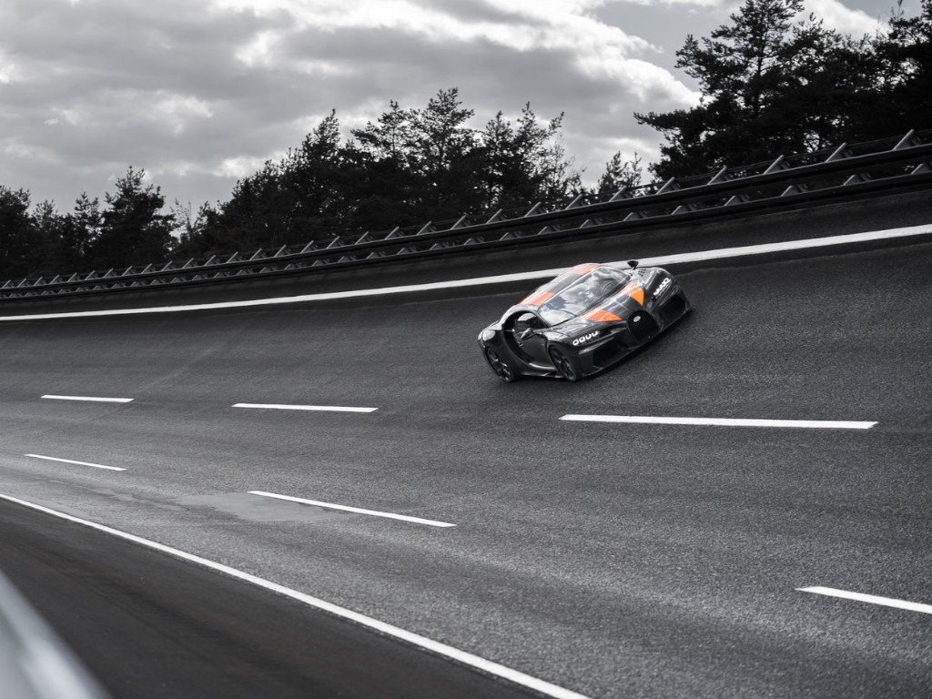 Bugatti Chiron Speed Record