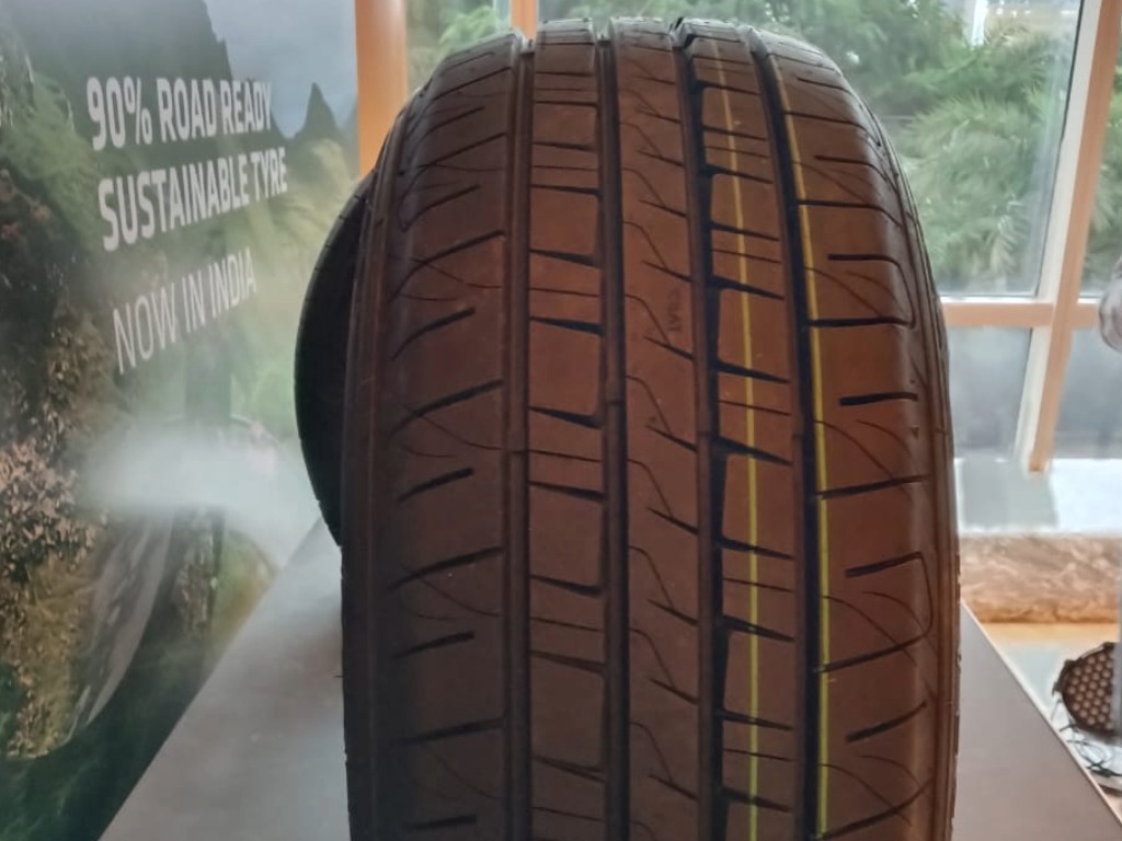 CEAT CIRCL Tyre Marks