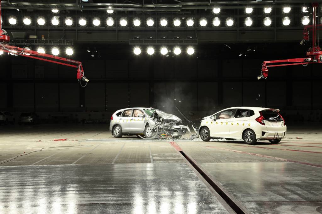 CR-V vs Fit Crash Test